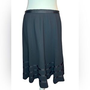 ⭐️ Black Laura skirt size 6